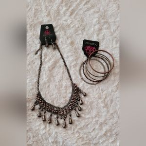 Paparazzi Necklace, Earrings & Bracelet - NWT